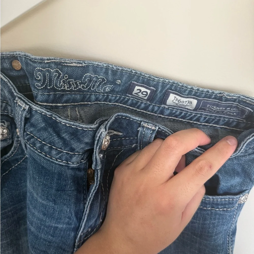 Y2K Women’s Size 29 Miss Me Bedazzled Biker Boot Cut Style JP6073B Vintage Wash - Picture 8 of 8